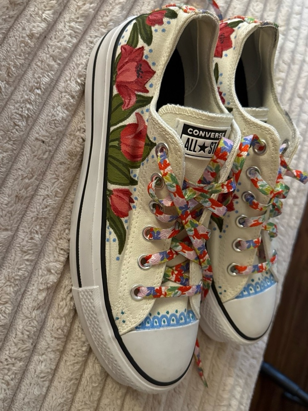 Converse Women's Floral Low Top Sneakers - White with Multicolor Floral Print - Picture 2 of 6